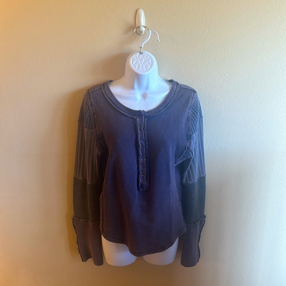 Oli & Hali Button Front Henley Top Long Sleeves Navy Womens Size Medium - Picture 4 of 15